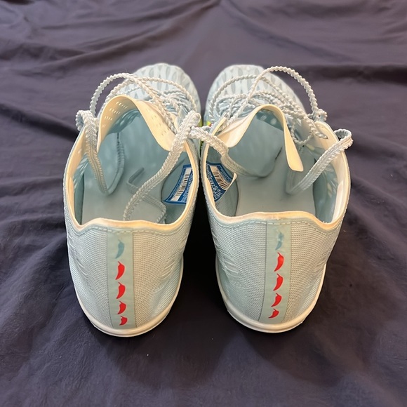 NEW Unisex Brooks ELMN8 7 Track Spikes. Size 11M/12.5W. - Picture 2 of 7